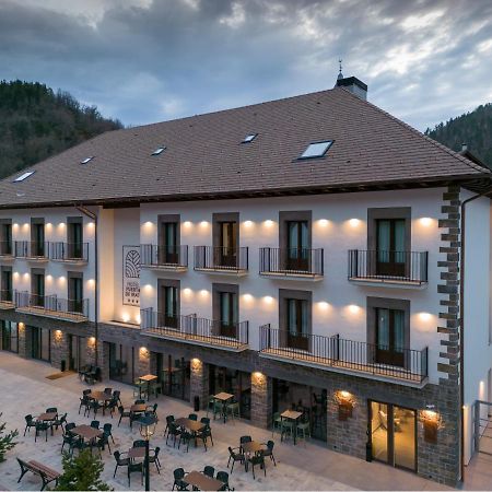 Silken Puerta De Irati Hotel Ochagavia Exterior photo